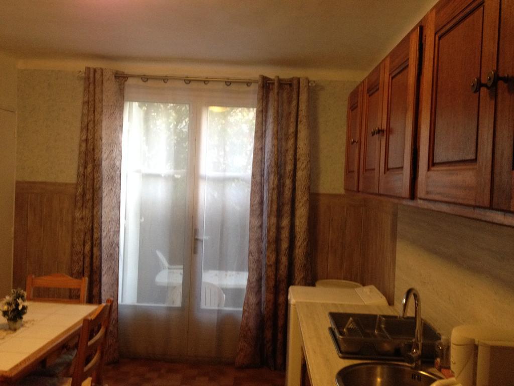 Appartement La Plage En Provence Le Pradet Zimmer foto